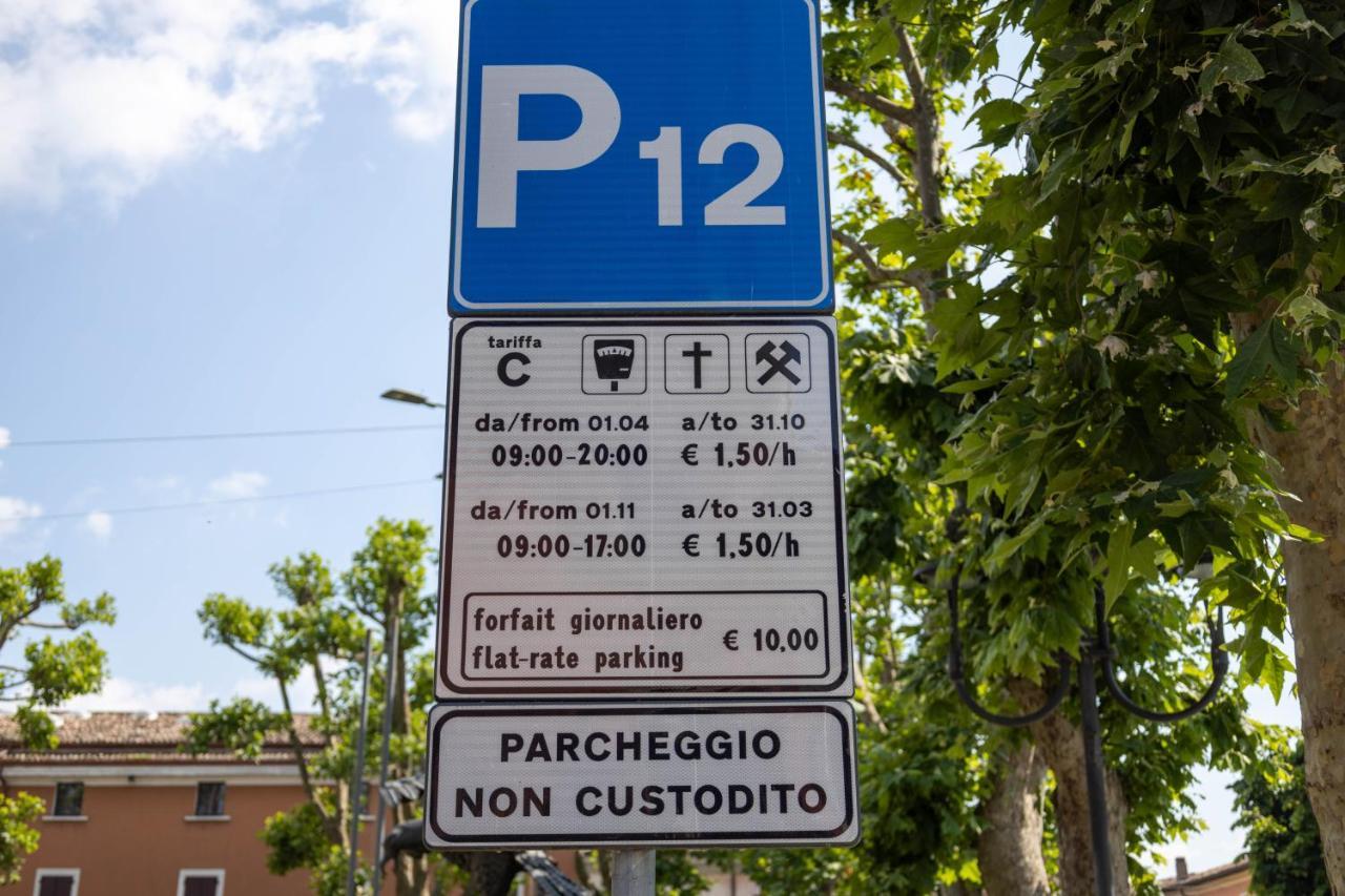Lapiccolina Apartment Desenzano del Garda Exterior photo